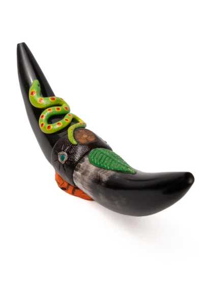 "SERPIENTE" Decorated Tepi from Horn