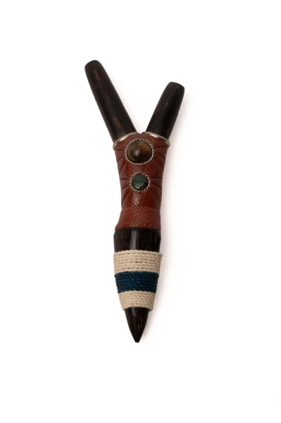 "ESCUDO" Kuripe z drewna Chonta (Astrocaryum chonta)